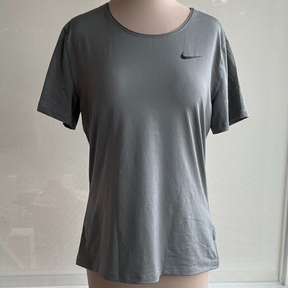 Women's Nike Dri Fit Short Sleeve T-Shirt Scoop Neck Grey, Size L - Picture 2 of 8